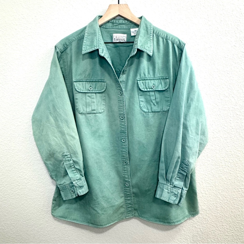 Vintage Mint Green Button-Up Shirt -Basic Edition… - image 1